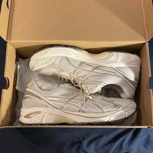 Asics GT-2160 oatmeal/simply taupe 11.5 Used 9.5/10 condition